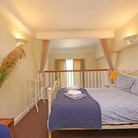 County House City Centre With Free Parking Apartamento